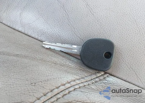 2011 Chevrolet Tahoe Lt from USA, damaged, VIN 1GNSCBE06BR228935